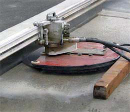 Bodenschnitt b&uuml;ndig